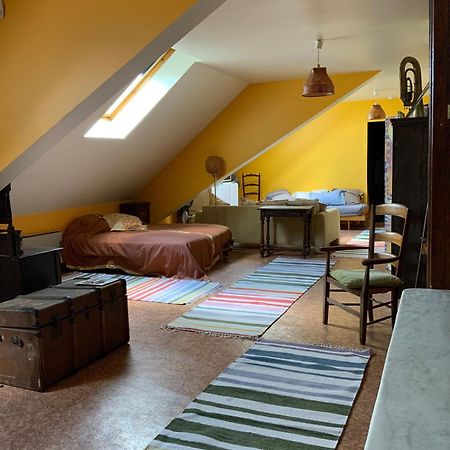 Studio 63M2 3Eme Etage Ou Chambre Dans Appartement 2Eme Etage Pour Sejours A Moulins Moulins  Exterior photo