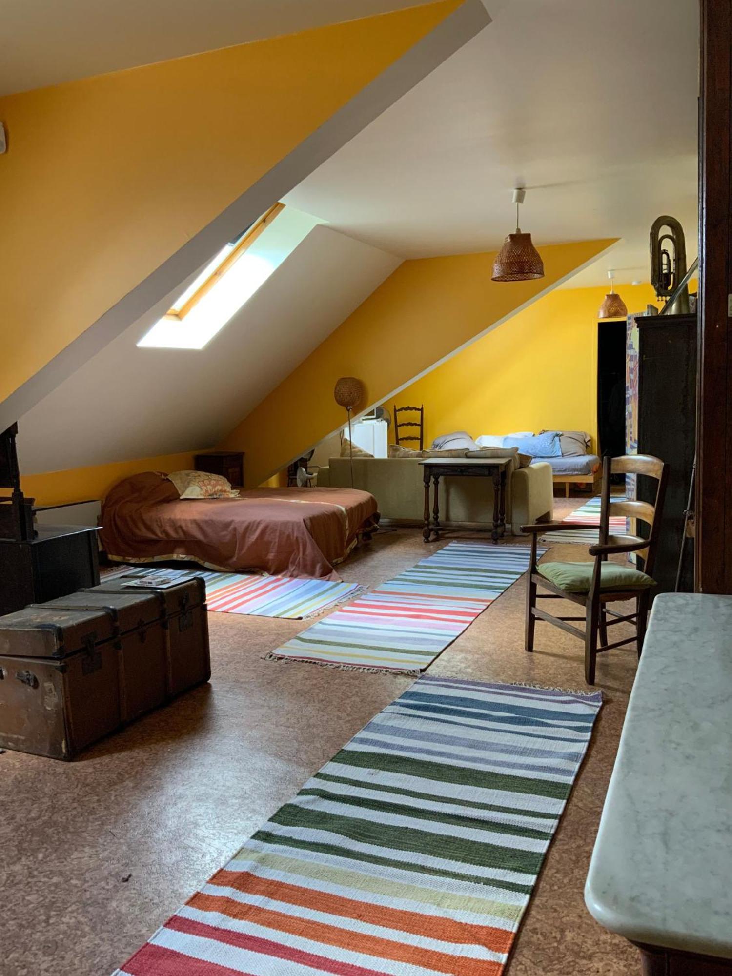 Studio 63M2 3Eme Etage Ou Chambre Dans Appartement 2Eme Etage Pour Sejours A Moulins Moulins  Exterior photo