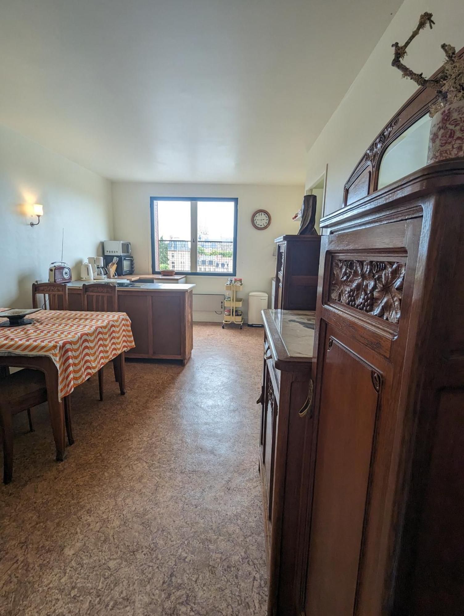 Studio 63M2 3Eme Etage Ou Chambre Dans Appartement 2Eme Etage Pour Sejours A Moulins Moulins  Exterior photo